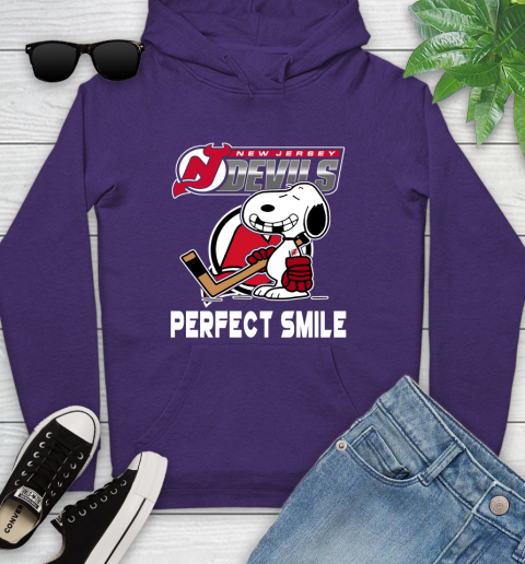 NHL New Jersey Devils Snoopy Perfect Smile The Peanuts Movie Hockey T Shirt Youth Hoodie 5