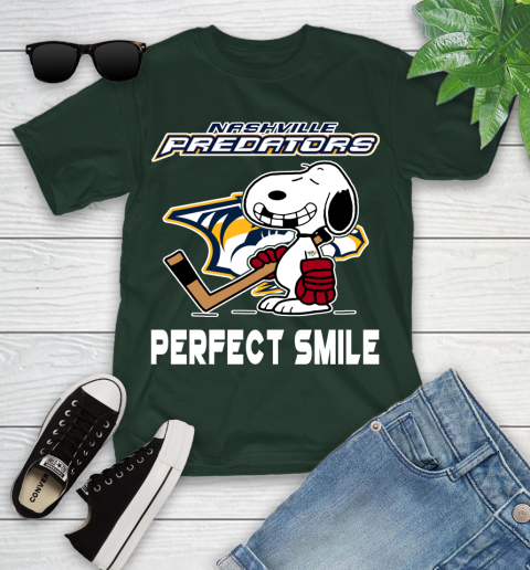 NHL Nashville Predators Snoopy Perfect Smile The Peanuts Movie Hockey T Shirt Youth T-Shirt - Image 6