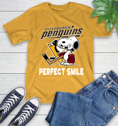 NHL Pittsburgh Penguins Snoopy Perfect Smile The Peanuts Movie Hockey T Shirt T-Shirt 2