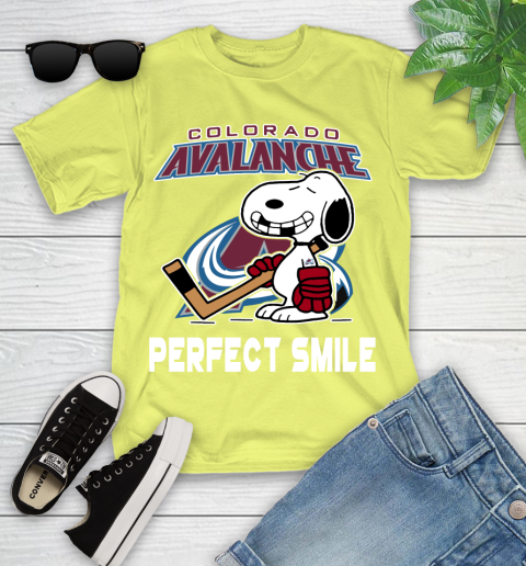 NHL Colorado Avalanche Snoopy Perfect Smile The Peanuts Movie Hockey T Shirt Youth T-Shirt 10