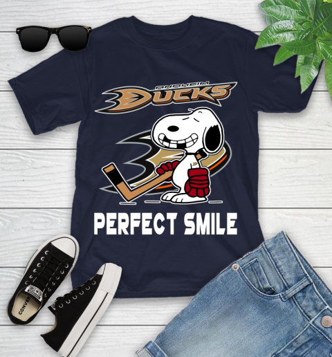 NHL Anaheim Ducks Snoopy Perfect Smile The Peanuts Movie Hockey T Shirt Youth T-Shirt 2