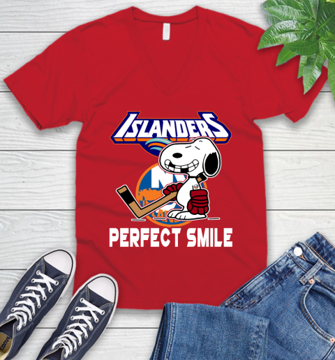 NHL New York Islanders Snoopy Perfect Smile The Peanuts Movie Hockey T Shirt V-Neck T-Shirt 6