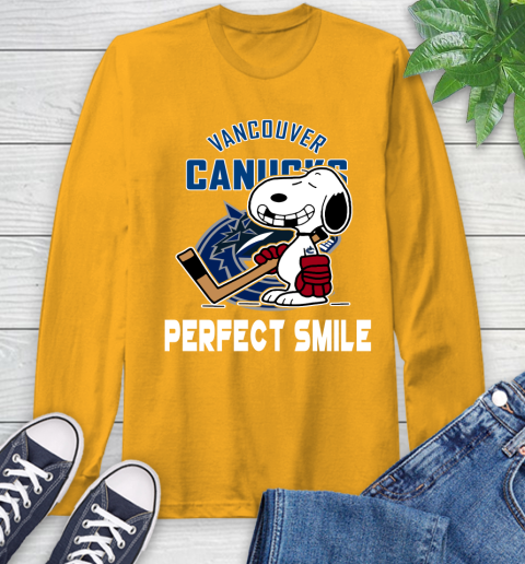 NHL Vancouver Canucks Snoopy Perfect Smile The Peanuts Movie Hockey T Shirt Long Sleeve T-Shirt 2