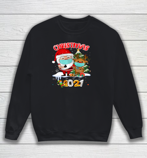 Santa Claus Vaccinated Xmas Lights Merry Christmas 2021 Sweatshirt