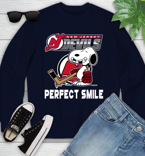 NHL New Jersey Devils Snoopy Perfect Smile The Peanuts Movie Hockey T Shirt Youth Sweatshirt 2