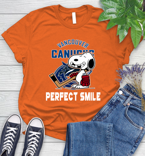 NHL Vancouver Canucks Snoopy Perfect Smile The Peanuts Movie Hockey T Shirt Women's T-Shirt 3