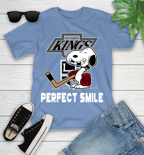 NHL Los Angeles Kings Snoopy Perfect Smile The Peanuts Movie Hockey T Shirt Youth T-Shirt 15