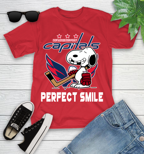 NHL Washington Capitals Snoopy Perfect Smile The Peanuts Movie Hockey T Shirt Youth T-Shirt 13