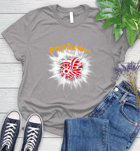 Detroit Red Wings NHL Hockey Adoring Fan Rip Sports Women's T-Shirt 5
