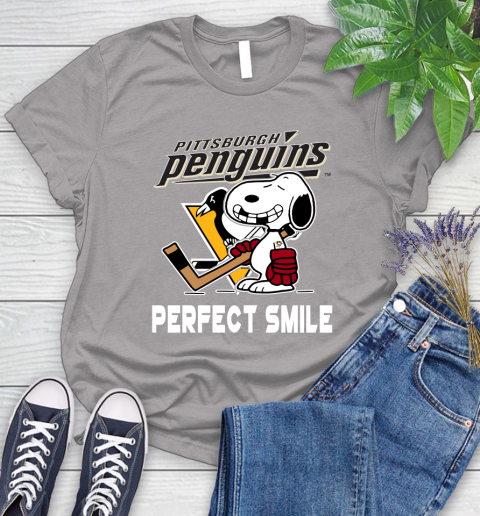 NHL Pittsburgh Penguins Snoopy Perfect Smile The Peanuts Movie Hockey T Shirt Women's T-Shirt 5