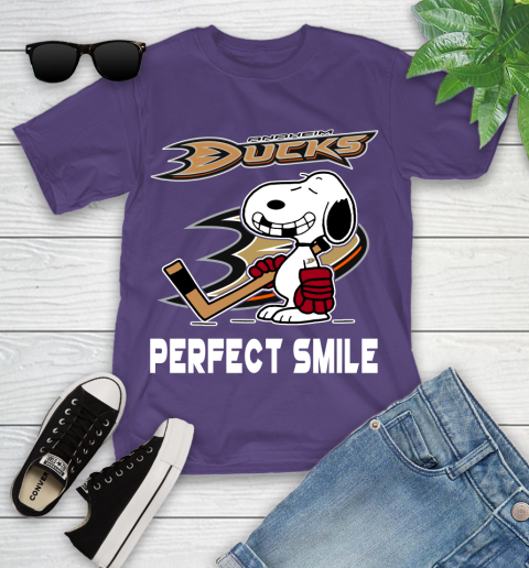 NHL Anaheim Ducks Snoopy Perfect Smile The Peanuts Movie Hockey T Shirt Youth T-Shirt 3
