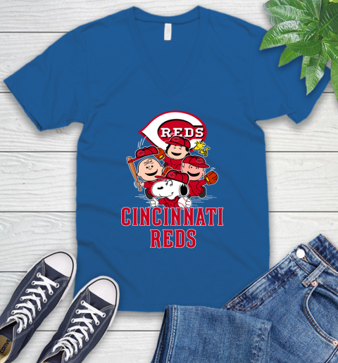 MLB Cincinnati Reds Snoopy Charlie Brown Woodstock The Peanuts Movie Baseball T Shirt_000 V-Neck T-Shirt 5