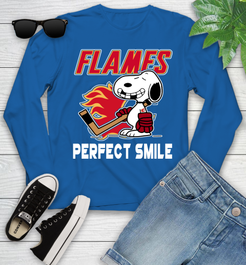 NHL Calgary Flames Snoopy Perfect Smile The Peanuts Movie Hockey T Shirt Youth Long Sleeve 10