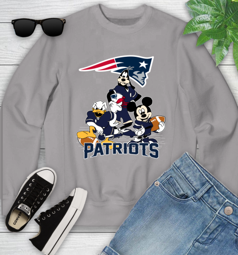 NFL New England Patriots Mickey Mouse Donald Duck Goofy Football Shirt Youth Sweatshirt 3