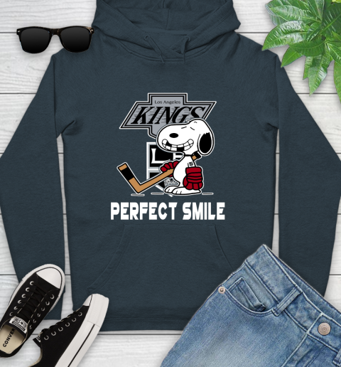 NHL Los Angeles Kings Snoopy Perfect Smile The Peanuts Movie Hockey T Shirt Youth Hoodie 10