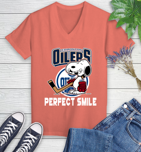 NHL Detroit Red Wings Snoopy Perfect Smile The Peanuts Movie Hockey T Shirt Women's V-Neck T-Shirt 6