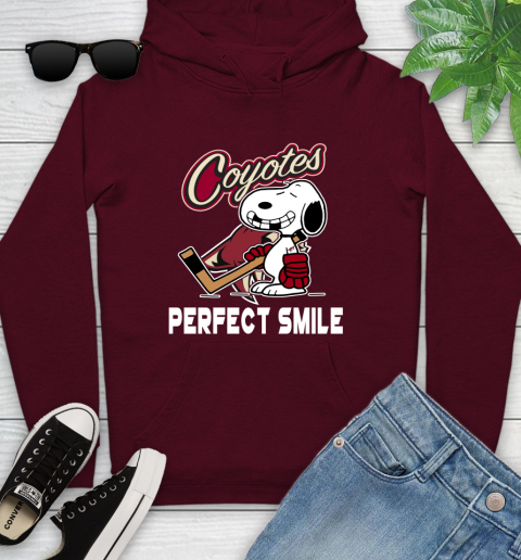 NHL Arizona Coyotes Snoopy Perfect Smile The Peanuts Movie Hockey T Shirt Youth Hoodie 7