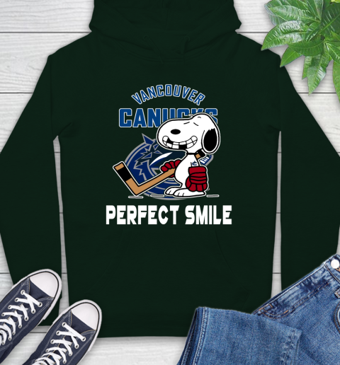 NHL Vancouver Canucks Snoopy Perfect Smile The Peanuts Movie Hockey T Shirt Hoodie 12