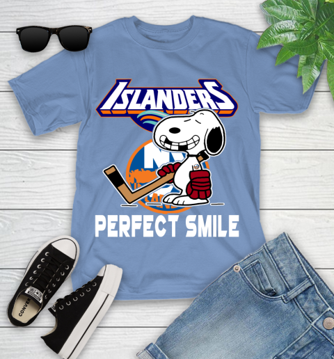 NHL New York Islanders Snoopy Perfect Smile The Peanuts Movie Hockey T Shirt Youth T-Shirt 15