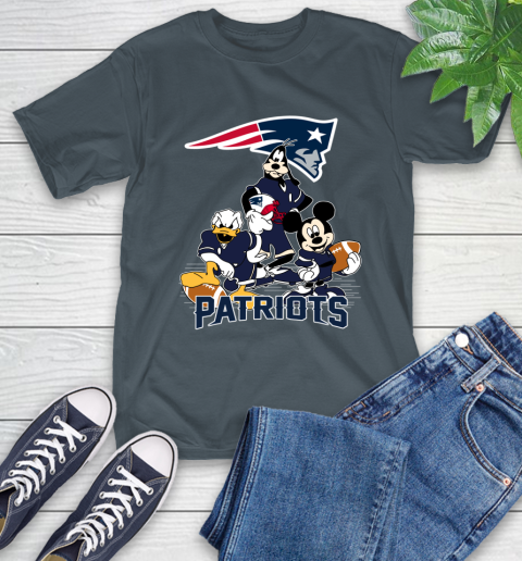 NFL New England Patriots Mickey Mouse Donald Duck Goofy Football Shirt T-Shirt 10
