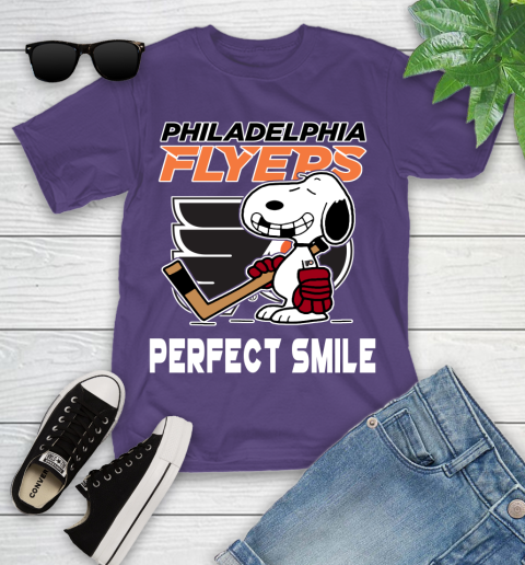 NHL Philadelphia Flyers Snoopy Perfect Smile The Peanuts Movie Hockey T Shirt Youth T-Shirt 3
