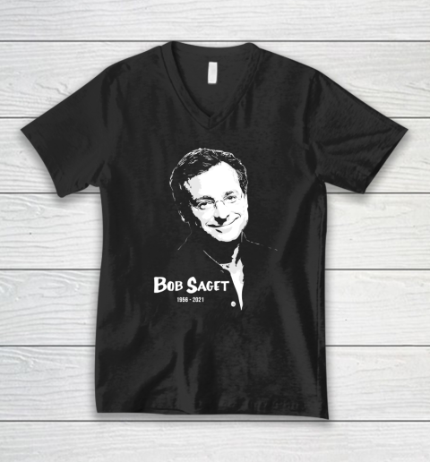Bob Saget  RIP  Rest In Peace V-Neck T-Shirt
