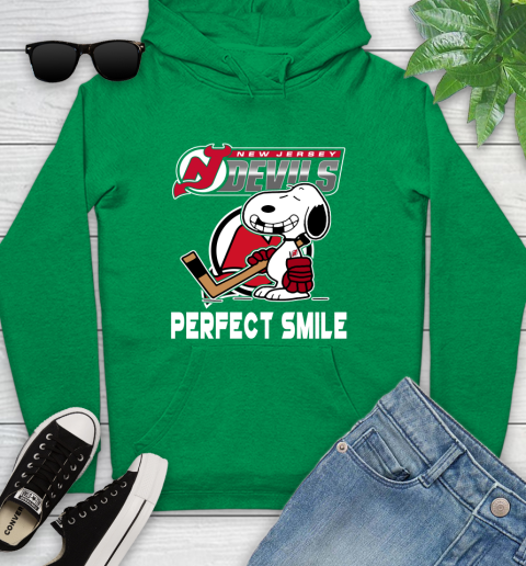 NHL New Jersey Devils Snoopy Perfect Smile The Peanuts Movie Hockey T Shirt Youth Hoodie 9