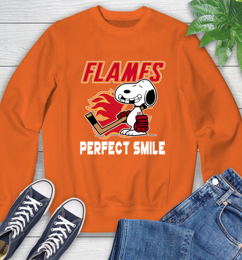 NHL Calgary Flames Snoopy Perfect Smile The Peanuts Movie Hockey T Shirt Sweatshirt 3