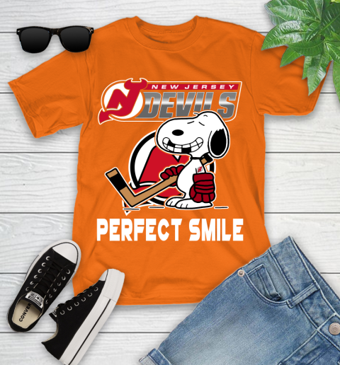 NHL New Jersey Devils Snoopy Perfect Smile The Peanuts Movie Hockey T Shirt Youth T-Shirt 9