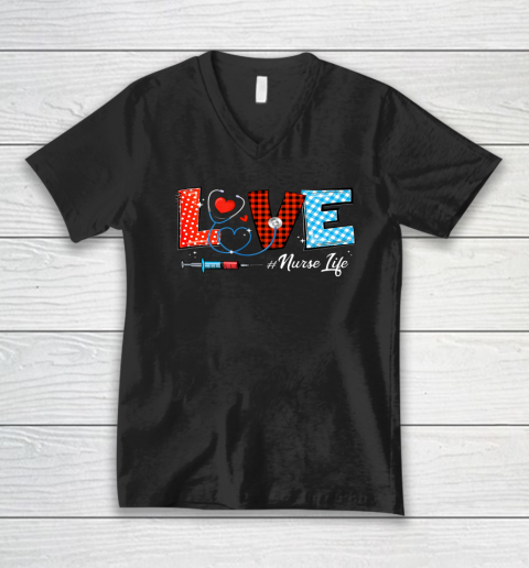 Love Nurselife Valentine Nurse Leopard Print Plaid Heart V-Neck T-Shirt