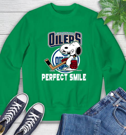 NHL Detroit Red Wings Snoopy Perfect Smile The Peanuts Movie Hockey T Shirt Sweatshirt 7
