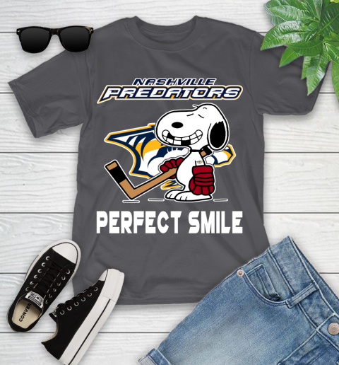 NHL Nashville Predators Snoopy Perfect Smile The Peanuts Movie Hockey T Shirt Youth T-Shirt - Image 7