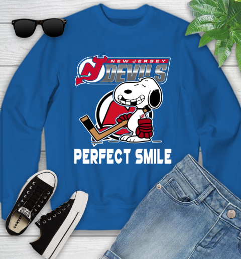 NHL New Jersey Devils Snoopy Perfect Smile The Peanuts Movie Hockey T Shirt Youth Sweatshirt 7