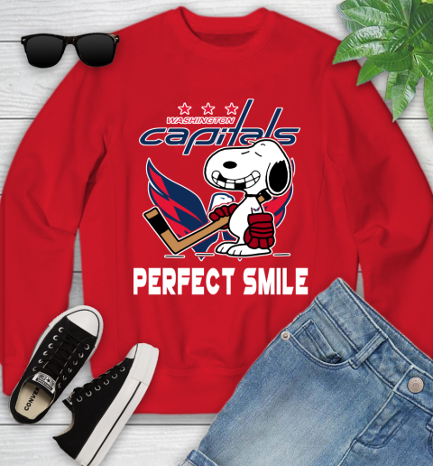 NHL Washington Capitals Snoopy Perfect Smile The Peanuts Movie Hockey T Shirt Youth Sweatshirt 8