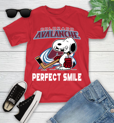 NHL Colorado Avalanche Snoopy Perfect Smile The Peanuts Movie Hockey T Shirt Youth T-Shirt 13