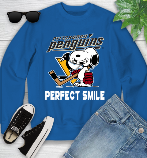 NHL Pittsburgh Penguins Snoopy Perfect Smile The Peanuts Movie Hockey T Shirt Youth Sweatshirt 7