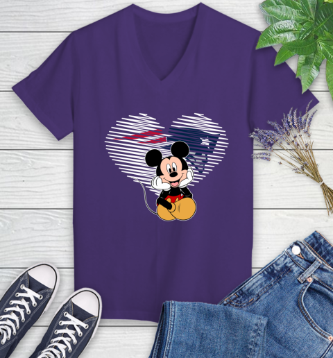 NFL New England Patriots The Heart Mickey Mouse Disney Football T Shirt_000 Women's V-Neck T-Shirt 3