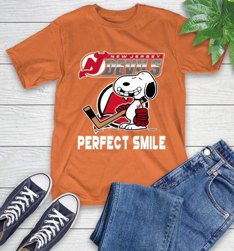 NHL New Jersey Devils Snoopy Perfect Smile The Peanuts Movie Hockey T Shirt T-Shirt 4