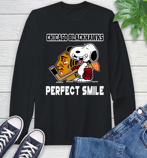 NHL Chicago Blackhawks Snoopy Perfect Smile The Peanuts Movie Hockey T Shirt Long Sleeve T-Shirt