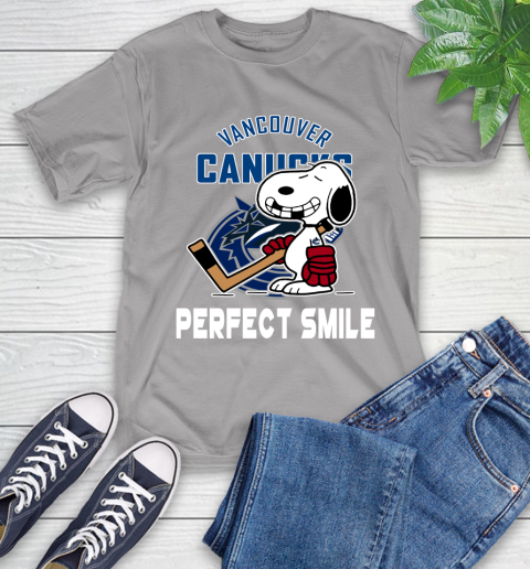 NHL Vancouver Canucks Snoopy Perfect Smile The Peanuts Movie Hockey T Shirt T-Shirt 6