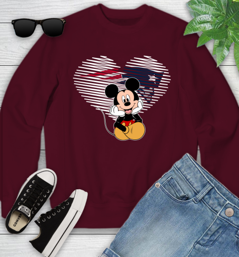NFL New England Patriots The Heart Mickey Mouse Disney Football T Shirt_000 Youth Sweatshirt 4