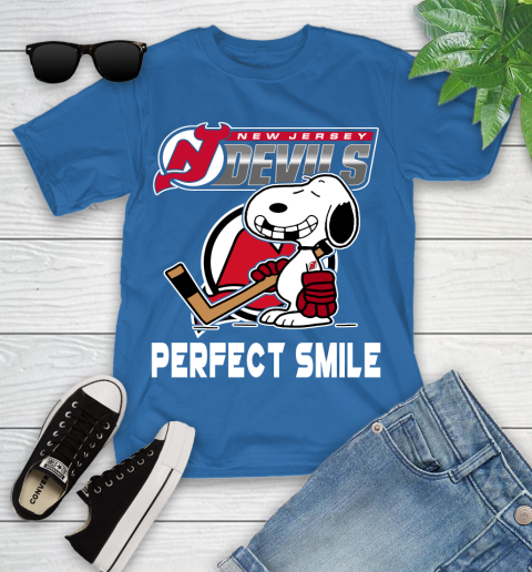 NHL New Jersey Devils Snoopy Perfect Smile The Peanuts Movie Hockey T Shirt Youth T-Shirt 12