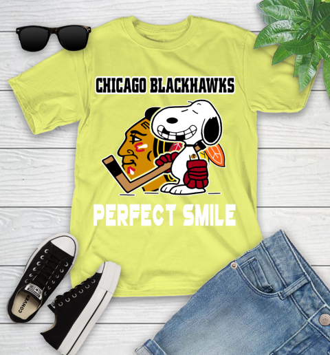 NHL Chicago Blackhawks Snoopy Perfect Smile The Peanuts Movie Hockey T Shirt Youth T-Shirt 10