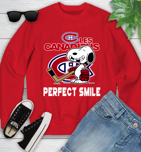 NHL Montreal Canadiens Snoopy Perfect Smile The Peanuts Movie Hockey T Shirt Youth Sweatshirt 8