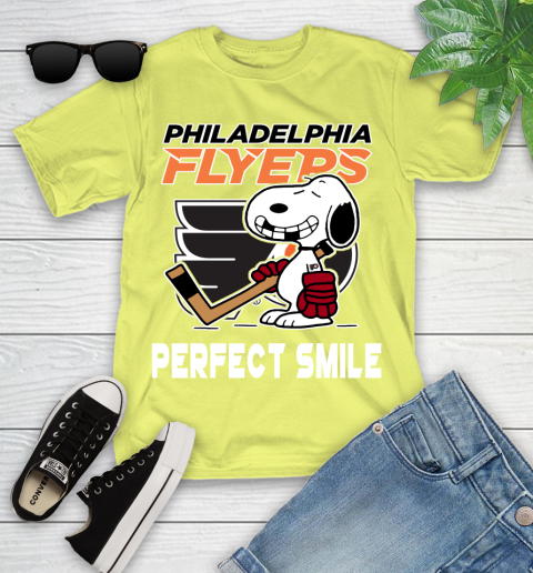 NHL Philadelphia Flyers Snoopy Perfect Smile The Peanuts Movie Hockey T Shirt Youth T-Shirt 10