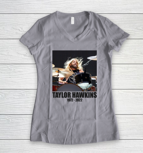 Taylor Hawkins 1972  2022 Shirt RIP Foo Fighters Drummer Women's V-Neck T-Shirt 2