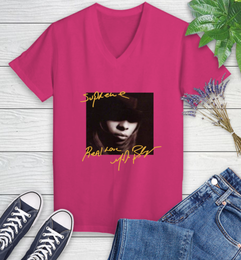 Mary J Blige Women's V-Neck T-Shirt 9
