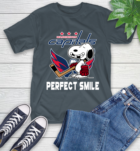 NHL Washington Capitals Snoopy Perfect Smile The Peanuts Movie Hockey T Shirt T-Shirt 10