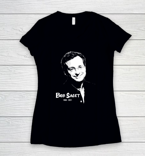 Bob Saget  RIP  Rest In Peace Women's V-Neck T-Shirt