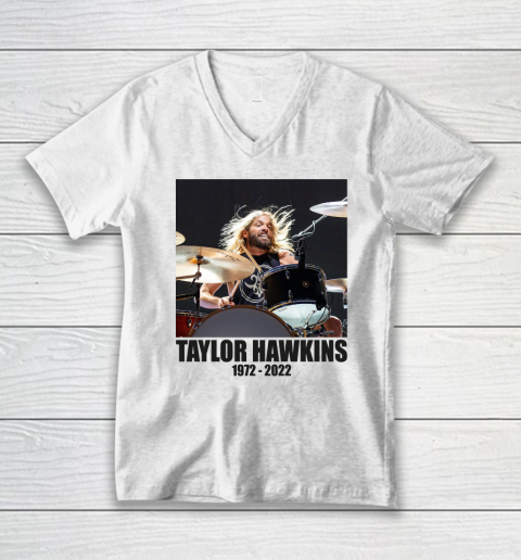 Taylor Hawkins 1972  2022 Shirt RIP Foo Fighters Drummer V-Neck T-Shirt